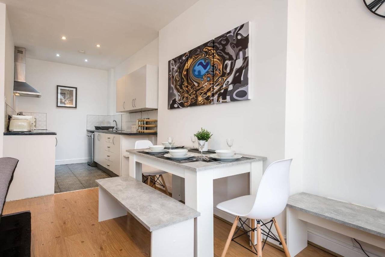 Ferienwohnung Superb Location, Lovely And Bright 2 Bed Liverpool Exterior foto